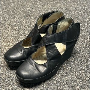 Vintage Fly London 40